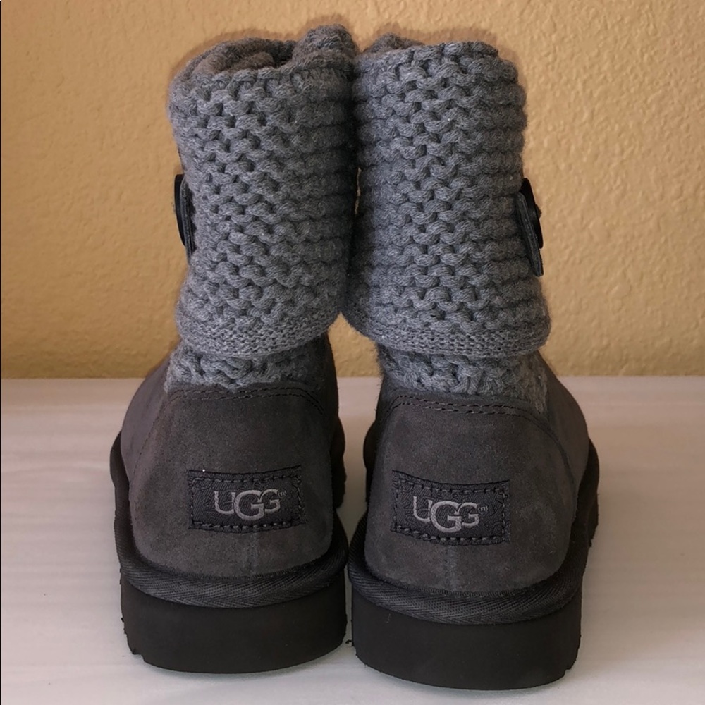 Ugg Shaina Boot - Picture 3 of 7